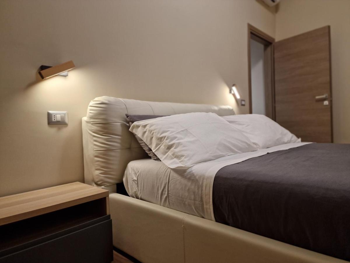 Corso Vittorio 364 Apartment Cagliari Bagian luar foto